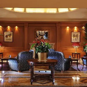 Hotel Manzoni, Milaan