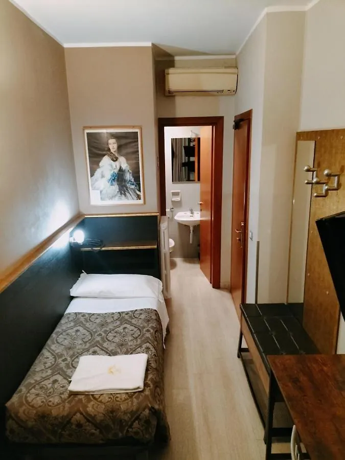 **  Hotel Mm Dateo Milano Italien