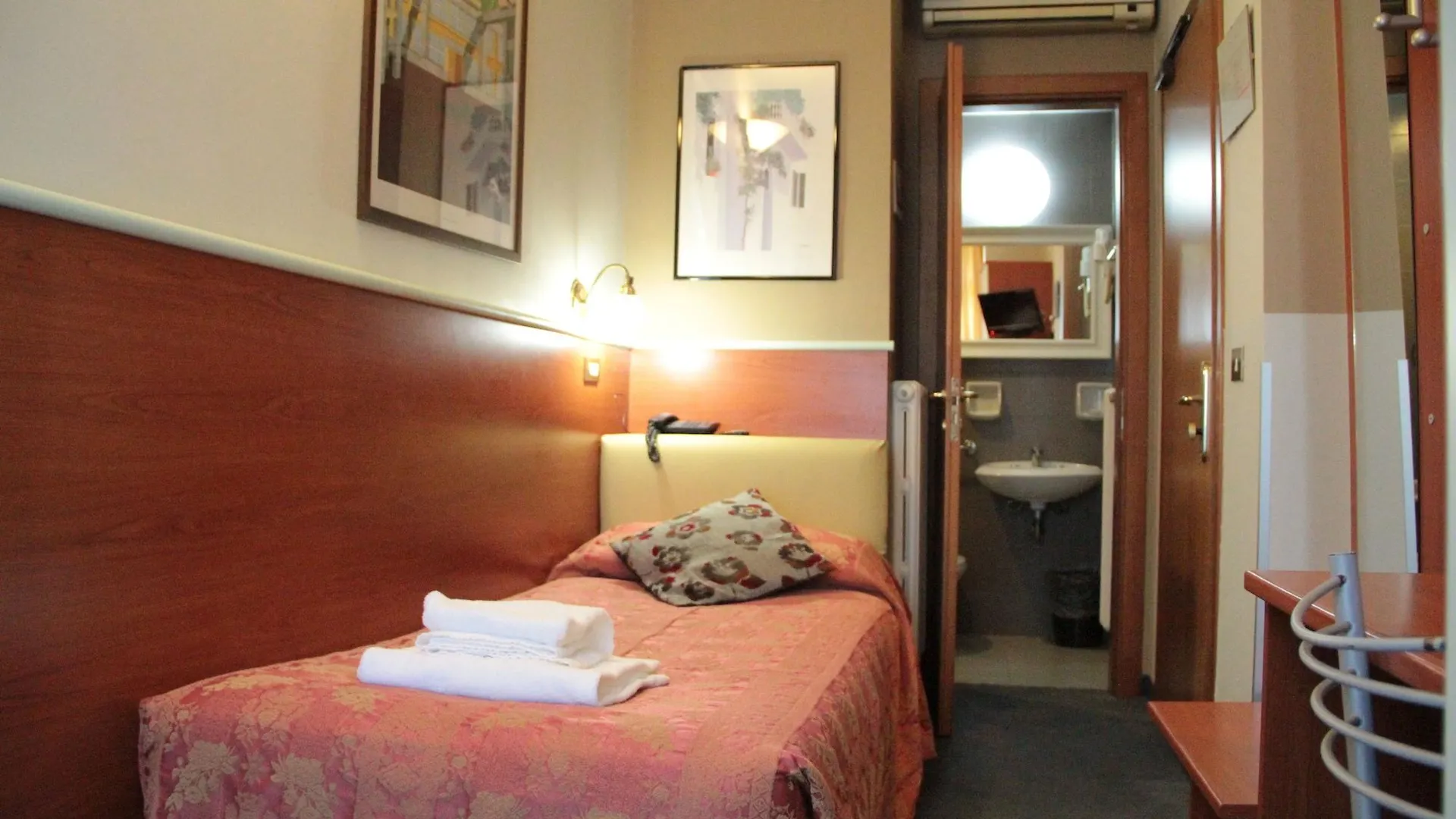 **  Hotel Dateo Milaan Italië